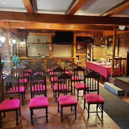 Scots Goscinne לינה וארוחת בוקר