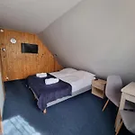 SCOTS pokoje gościnne - Klimatyczny dom blisko szlaków i centrum od 1867 Bed and breakfast 3*