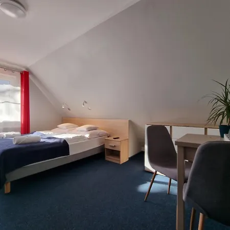 Bed & Breakfast Scots Goscinne 3*