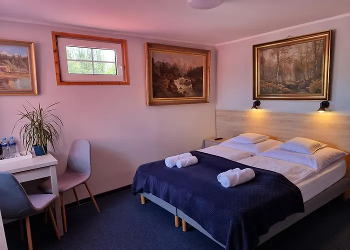 Scots Goscinne 3* 斯克拉斯卡波伦巴